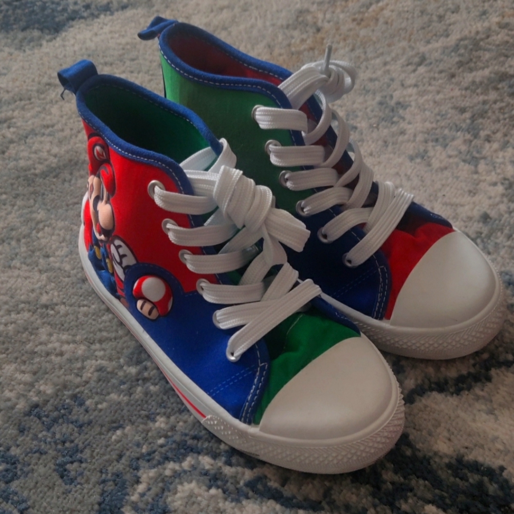 Size 13 Kids Super Mario / Luigi  Bros Shoes